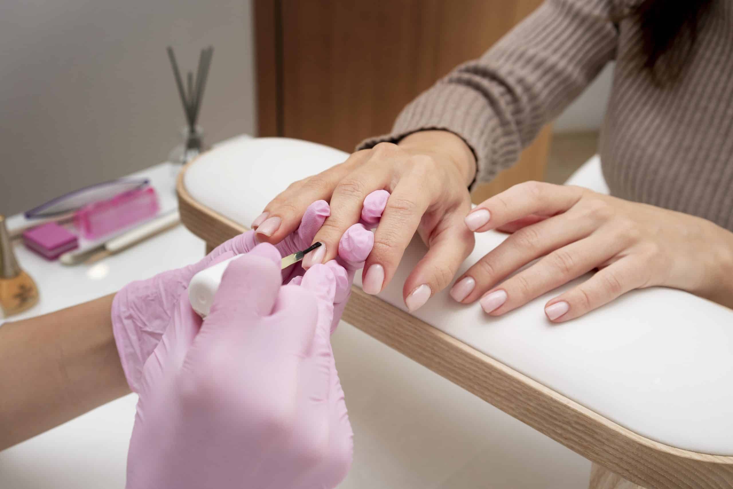 How To Open a Nail Salon - FindLaw
